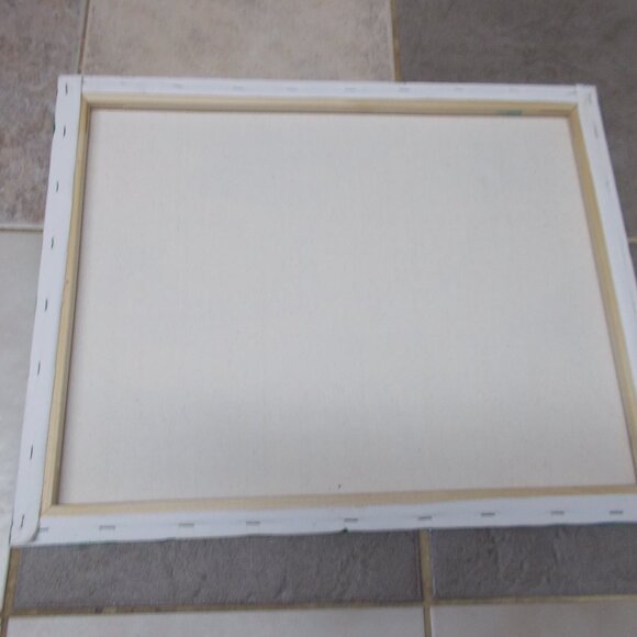 Gorgeous Magnolia Floral acrylic painting on 16"x20" stretched canvas, signed - Picture 4 of 4